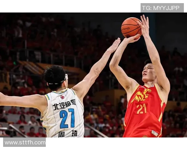 胡金秋关键补射助力球队逆转胜利展现绝佳球技与比赛智慧