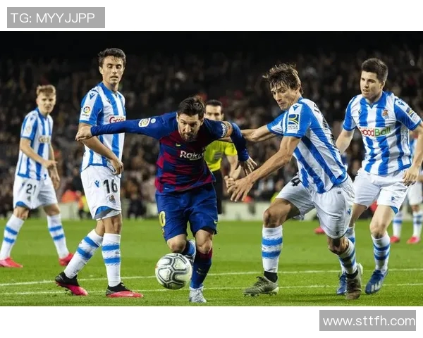 巴伦西亚球星马丁内斯受伤将缺席关键战役，球队备战不安