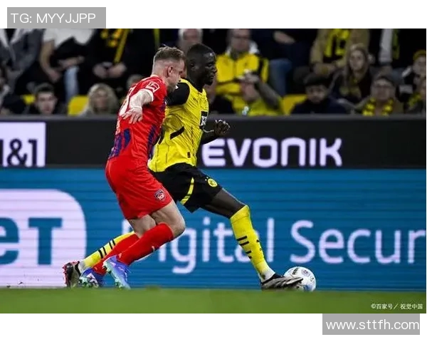 多特主场虐杜塞，完胜展露强势实力